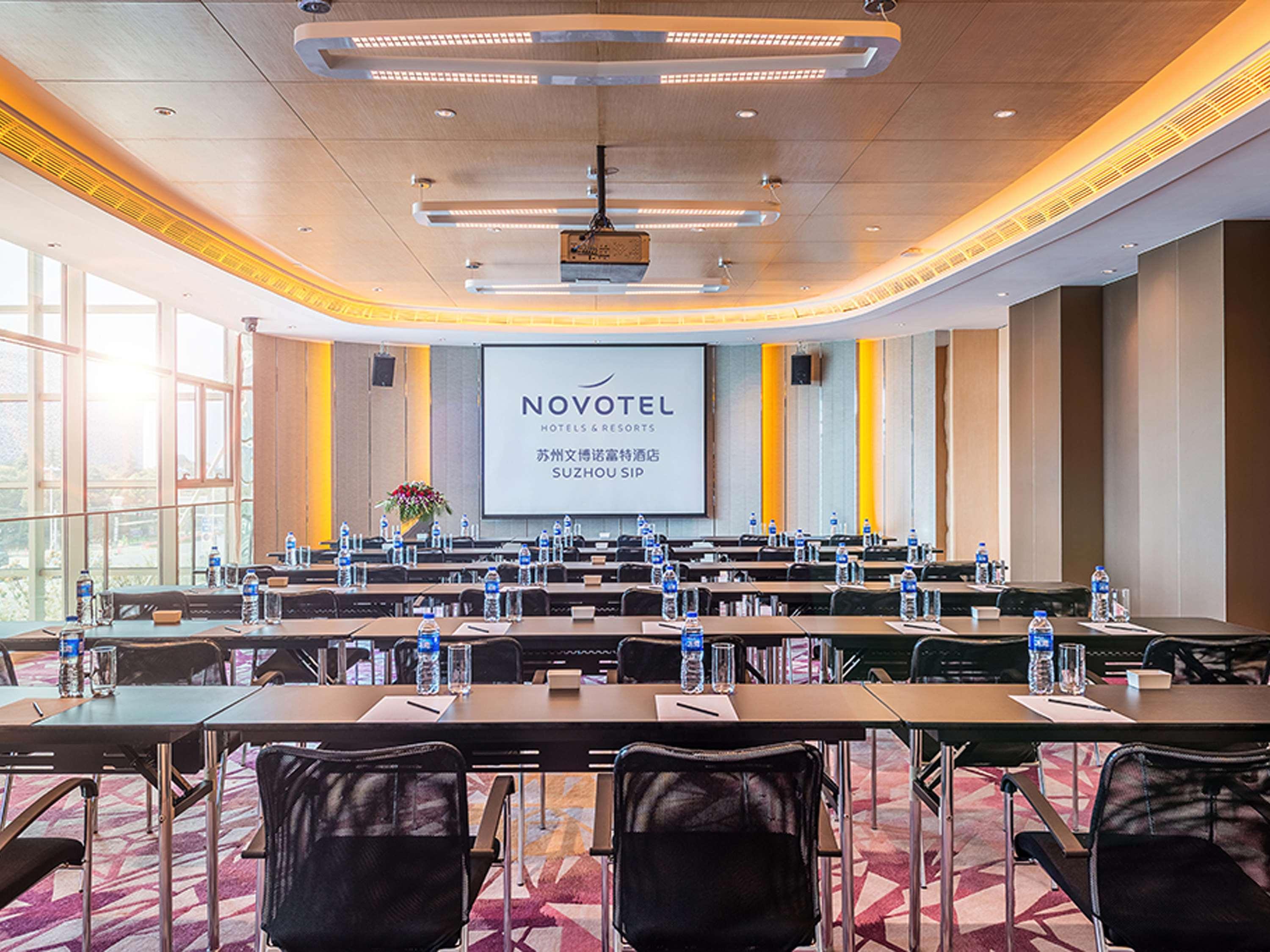 Novotel Jinji Lake Suzhou Sip Ngoại thất bức ảnh